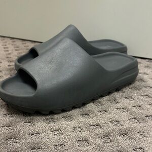 Yeezy Grey Slide Sandals

SIZE RUNS SMALL!